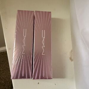 MAC Pink Lipstick Set